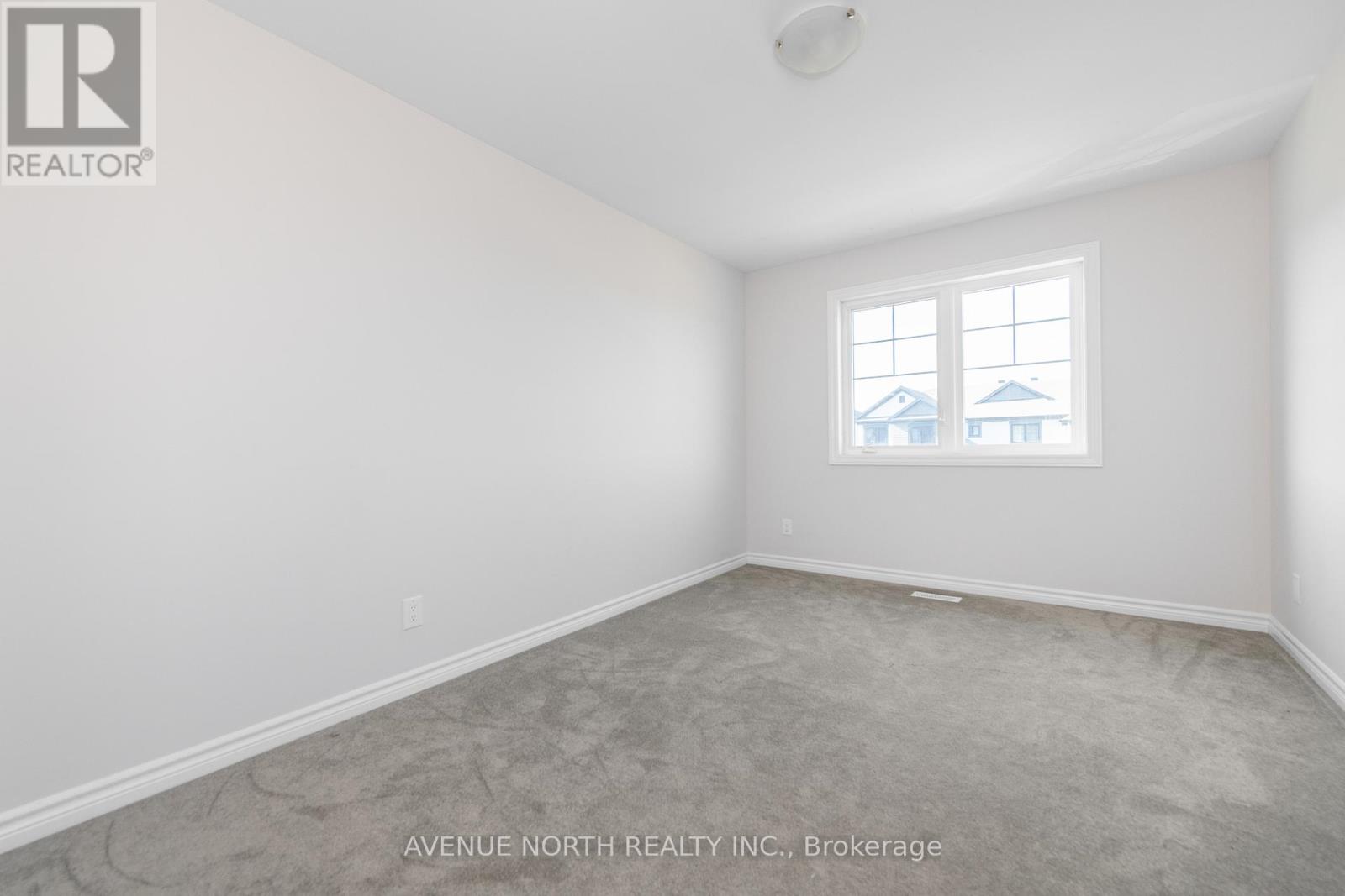 1024 Kijik Crescent, Ottawa, Ontario  K1X 0G9 - Photo 32 - X12687924