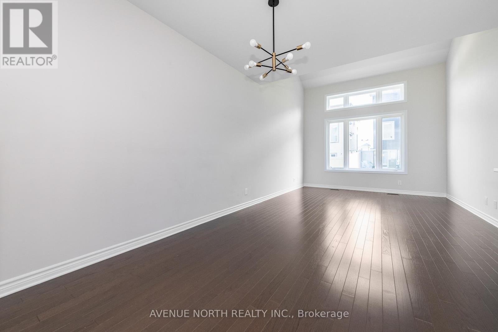 1024 Kijik Crescent, Ottawa, Ontario  K1X 0G9 - Photo 9 - X12687974