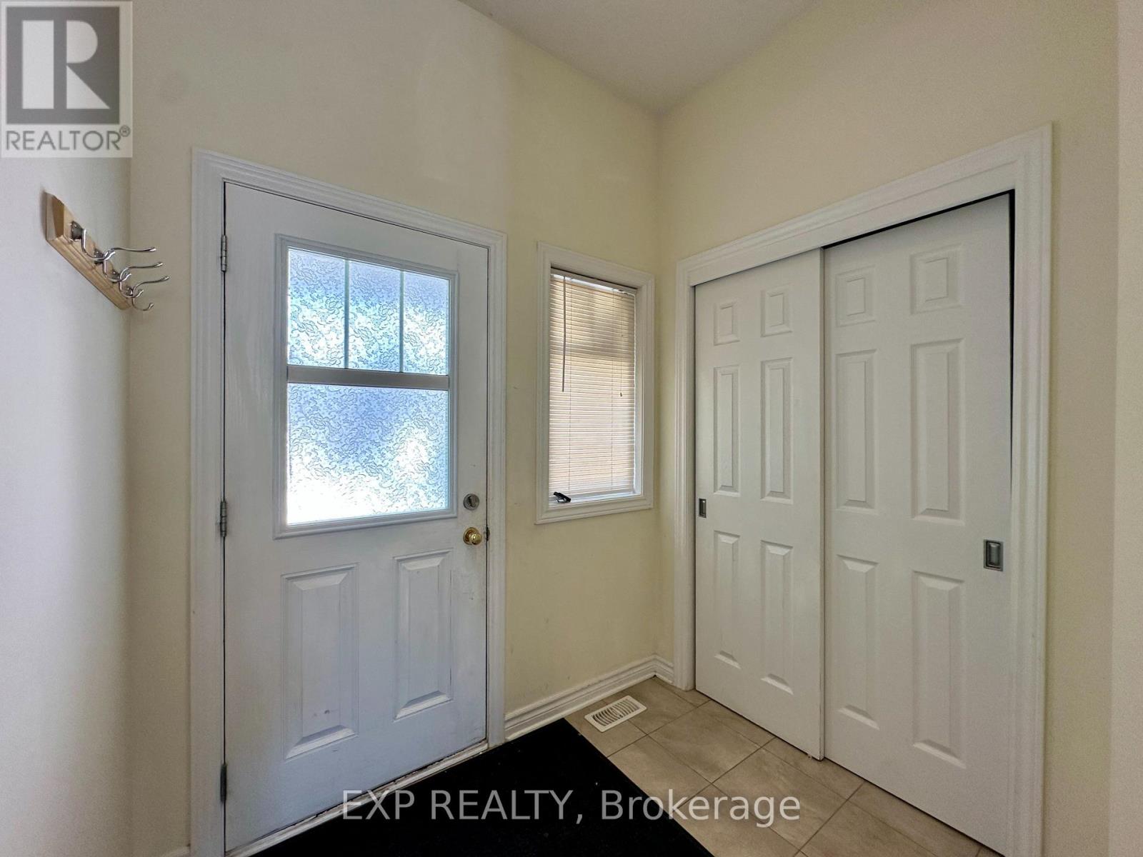 3353 Woodroffe Avenue, Ottawa, Ontario  K2G 4P4 - Photo 2 - X12688080