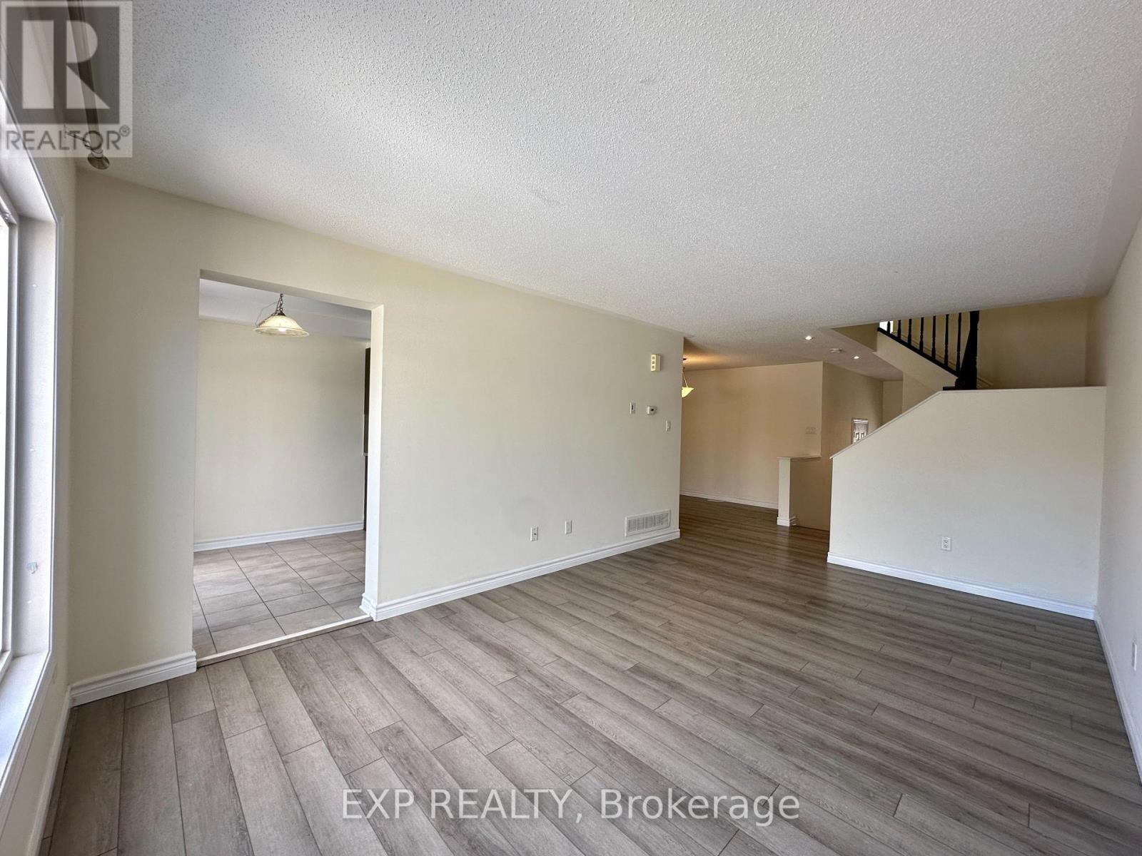 3353 Woodroffe Avenue, Ottawa, Ontario  K2G 4P4 - Photo 6 - X12688080