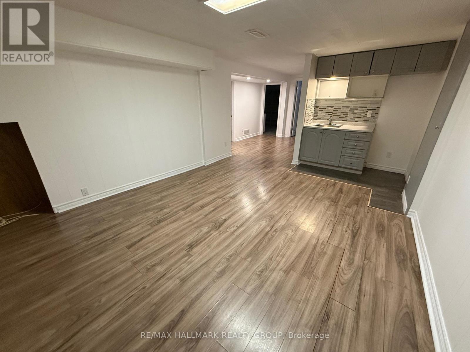 2197 Urbandale Drive, Ottawa, Ontario  K1G 3G2 - Photo 23 - X12688114