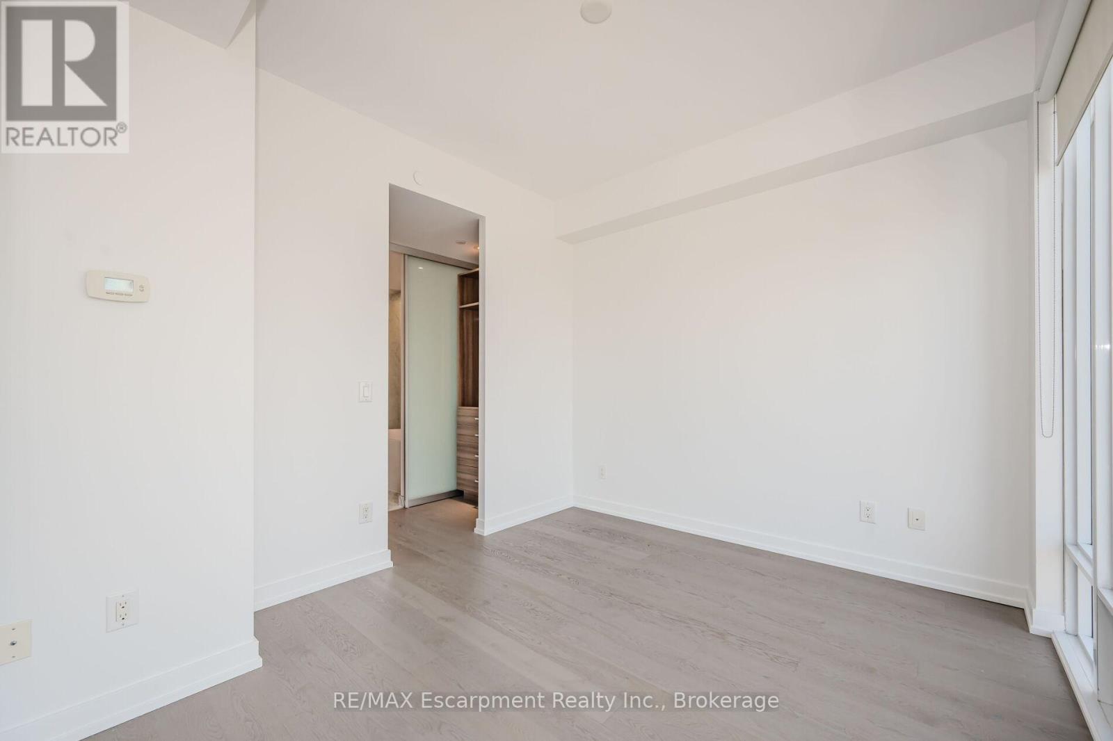 2816 - 488 University Avenue, Toronto, Ontario  M5G 0C1 - Photo 15 - C12688104