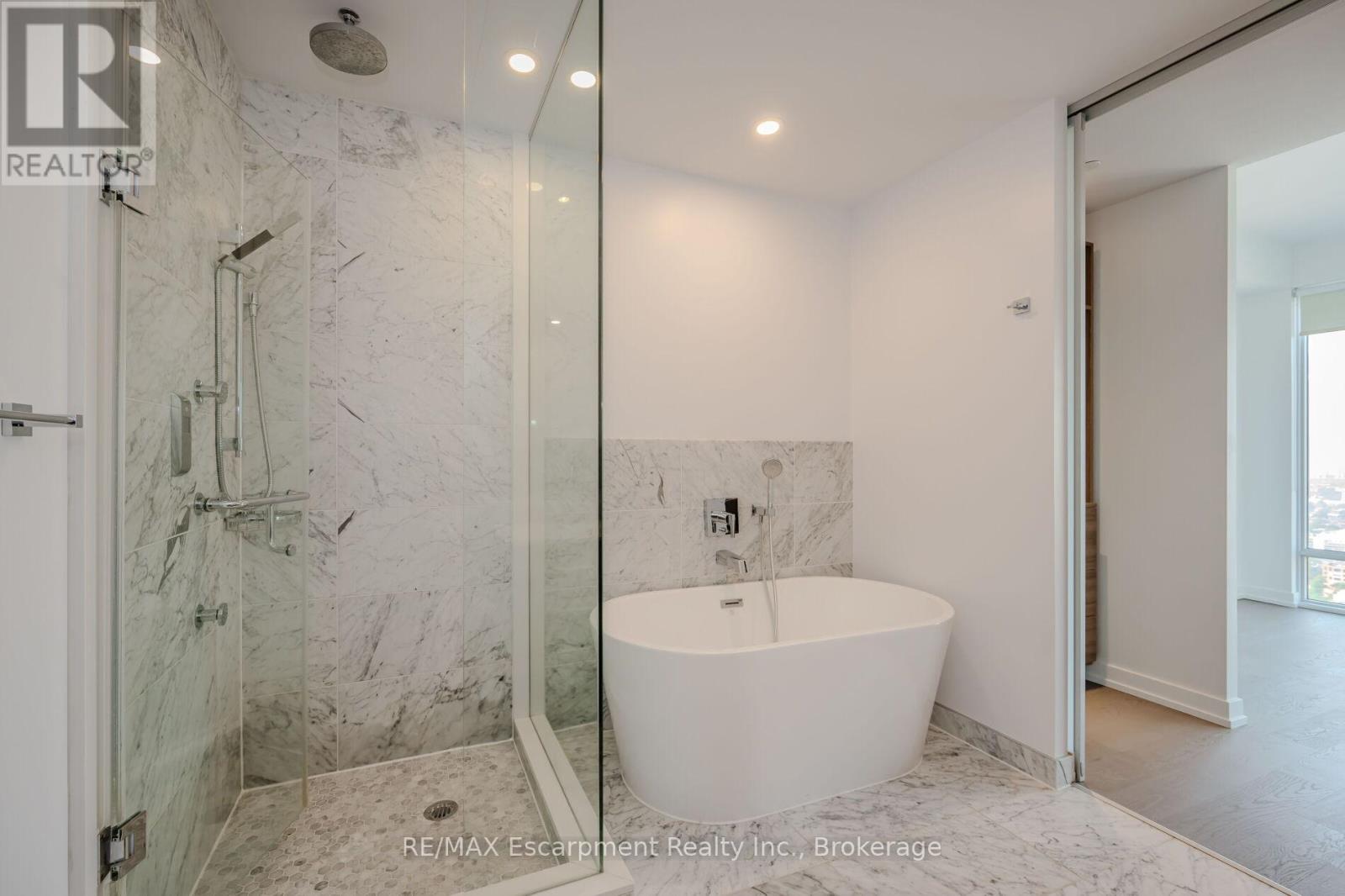 2816 - 488 University Avenue, Toronto, Ontario  M5G 0C1 - Photo 20 - C12688104