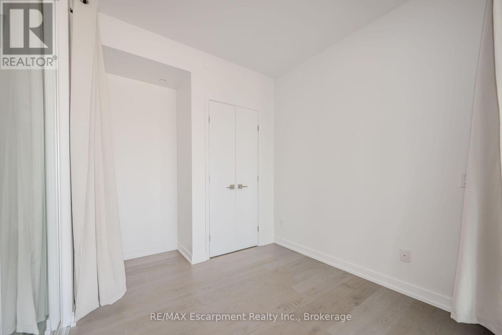 2816 - 488 University Avenue, Toronto, Ontario  M5G 0C1 - Photo 23 - C12688104