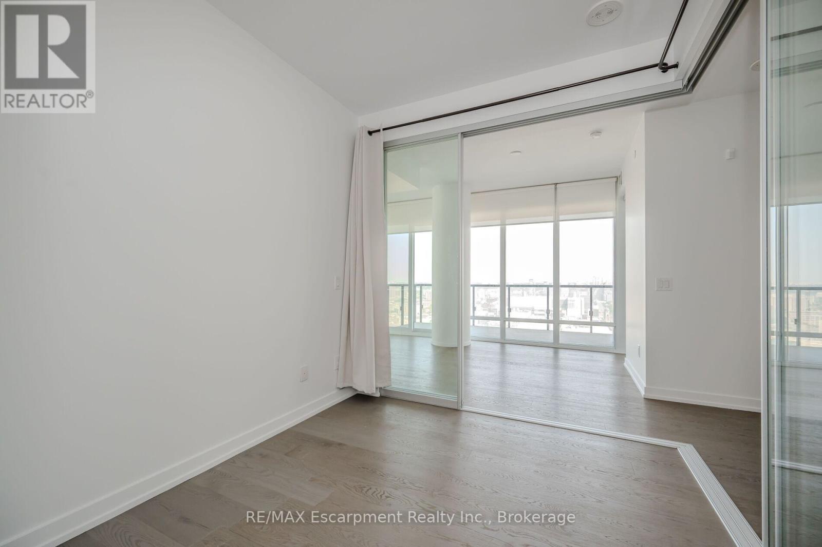 2816 - 488 University Avenue, Toronto, Ontario  M5G 0C1 - Photo 24 - C12688104