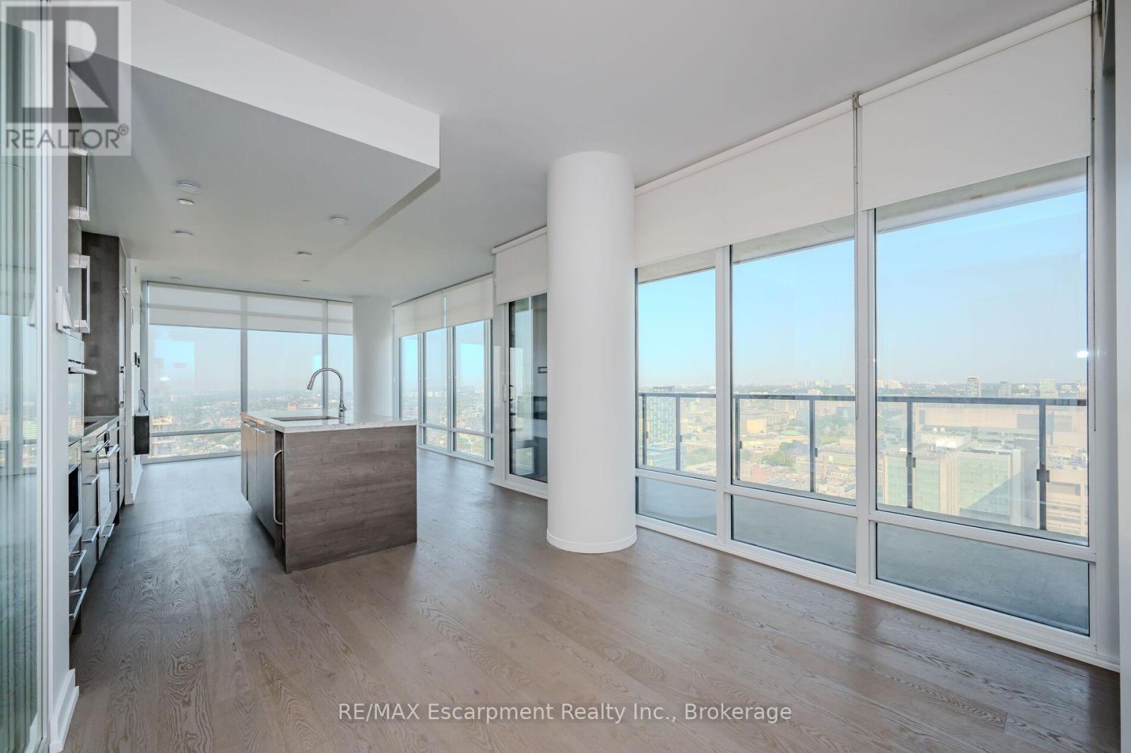 2816 - 488 University Avenue, Toronto, Ontario  M5G 0C1 - Photo 6 - C12688104