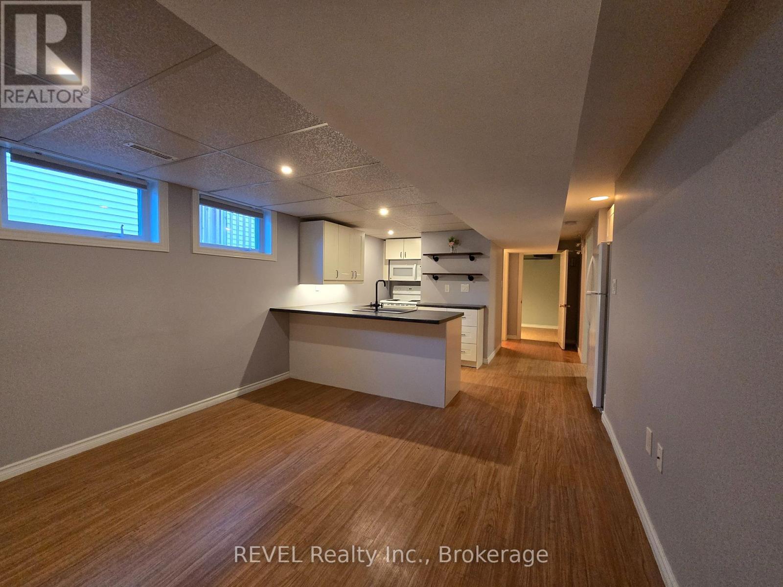 Lower Level - 33 Dundas Crescent, St. Catharines, Ontario  L2T 1T4 - Photo 1 - X12687962