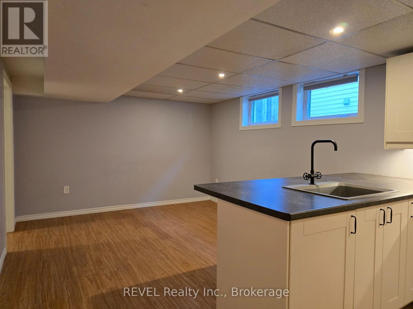 Lower Level - 33 Dundas Crescent, St. Catharines, Ontario  L2T 1T4 - Photo 12 - X12687962