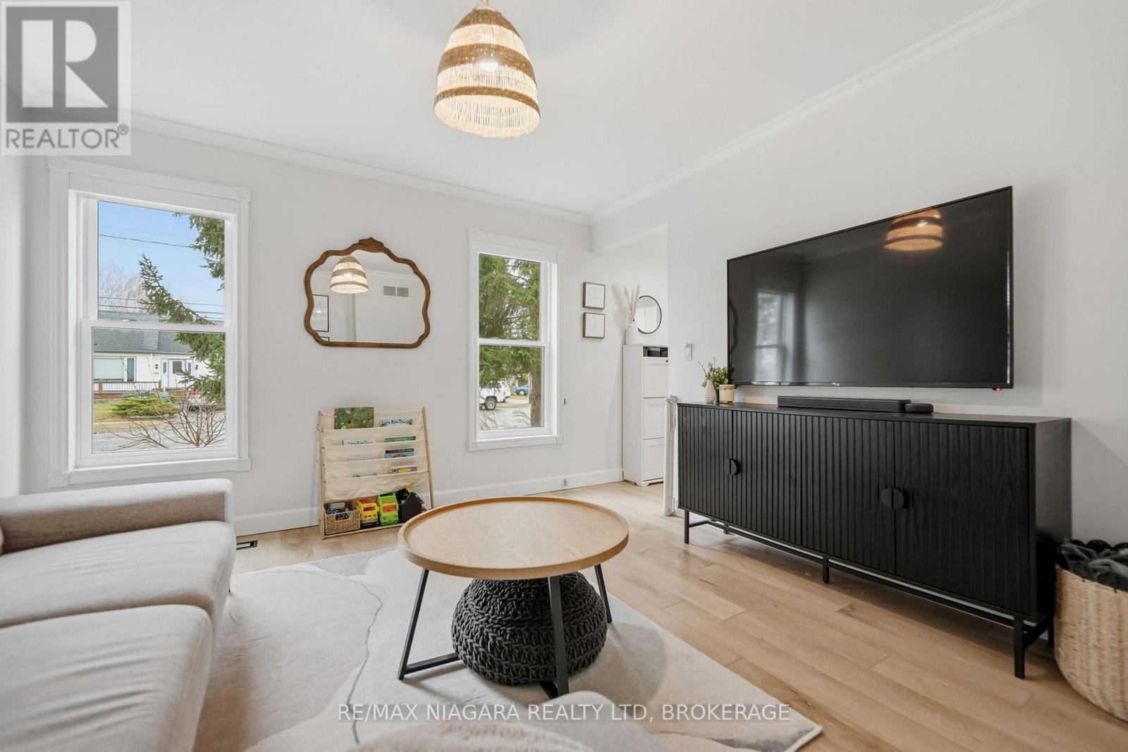 507 Niagara Street, St. Catharines, Ontario  L2M 3P4 - Photo 10 - X12688074