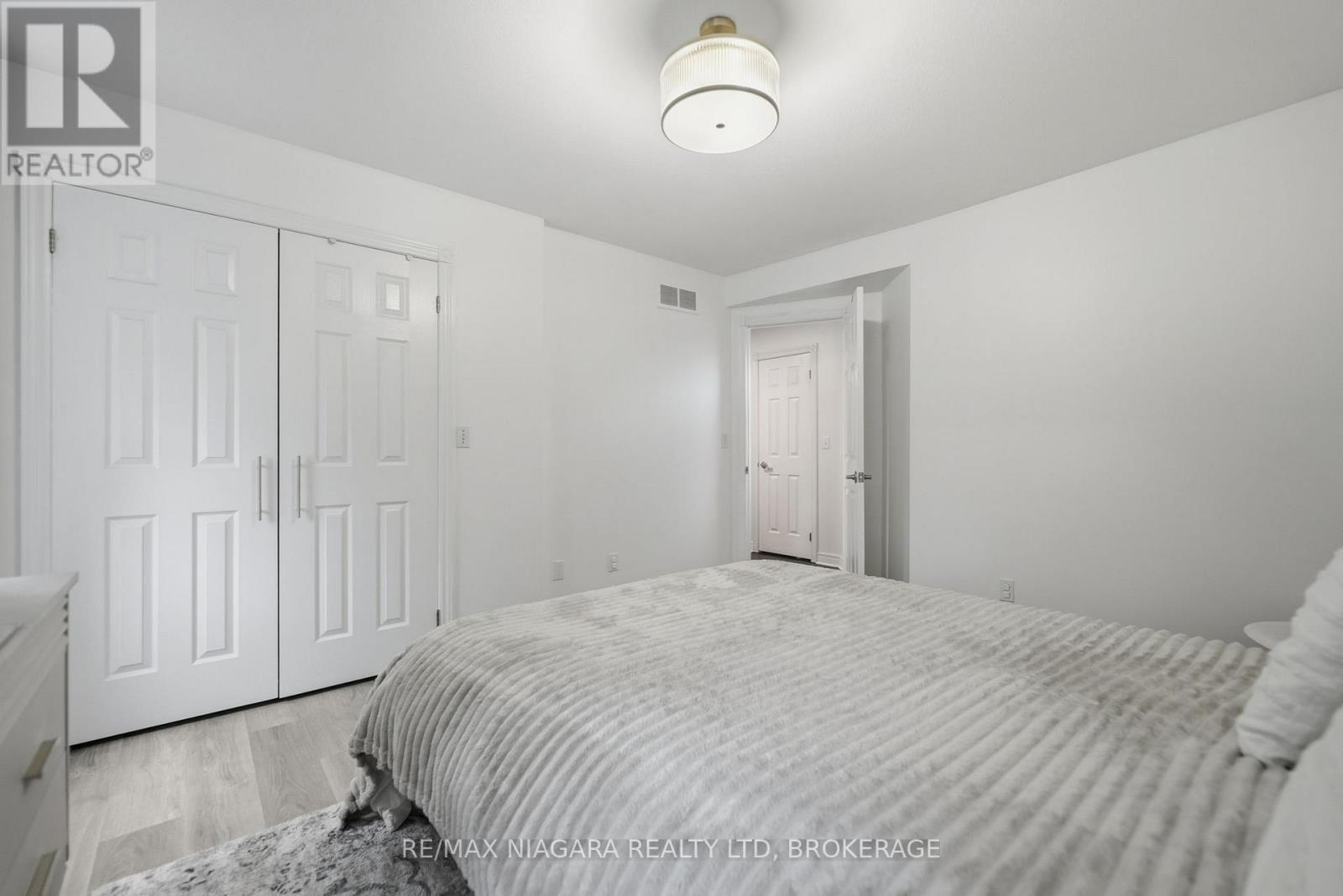 507 Niagara Street, St. Catharines, Ontario  L2M 3P4 - Photo 21 - X12688074