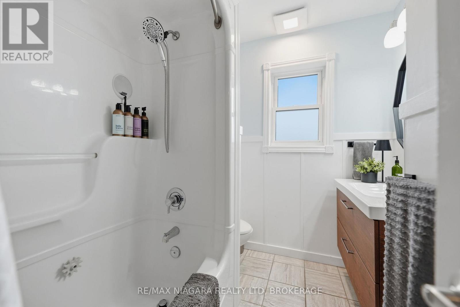 507 Niagara Street, St. Catharines, Ontario  L2M 3P4 - Photo 25 - X12688074