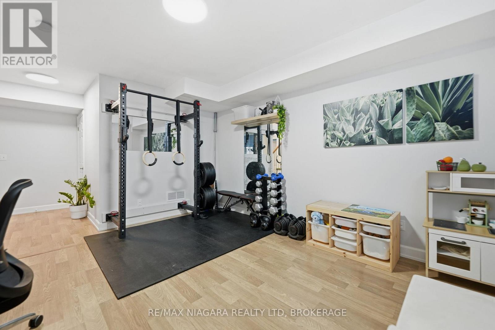 507 Niagara Street, St. Catharines, Ontario  L2M 3P4 - Photo 31 - X12688074