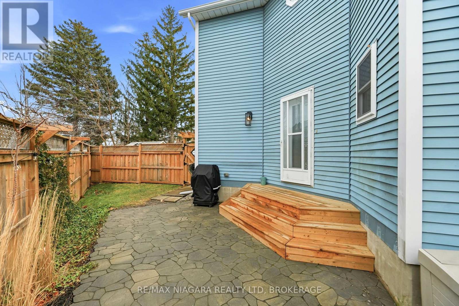 507 Niagara Street, St. Catharines, Ontario  L2M 3P4 - Photo 33 - X12688074