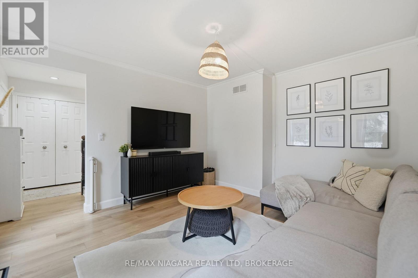 507 Niagara Street, St. Catharines, Ontario  L2M 3P4 - Photo 9 - X12688074