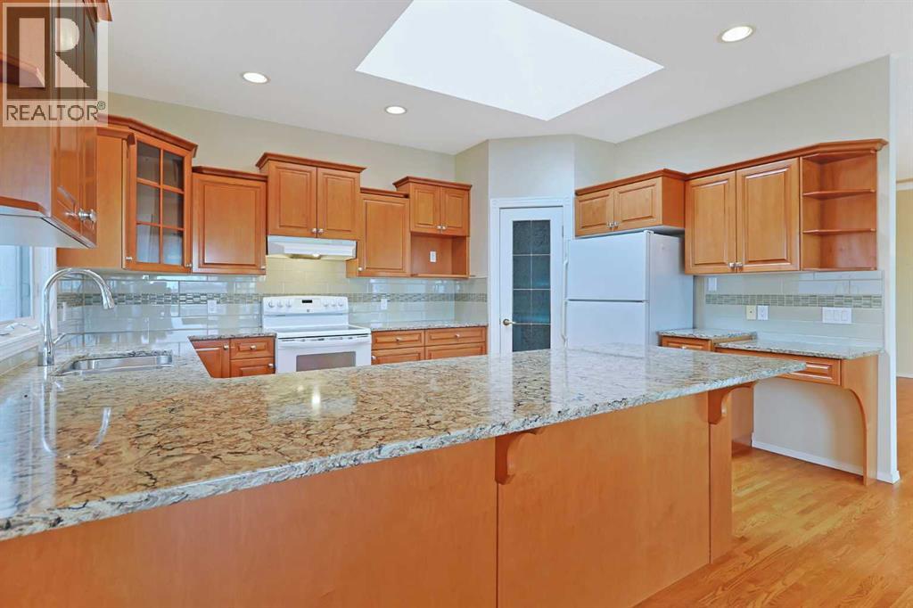 108 Hamptons Heights Nw, Calgary, Alberta  T3A 5S1 - Photo 14 - A2276320