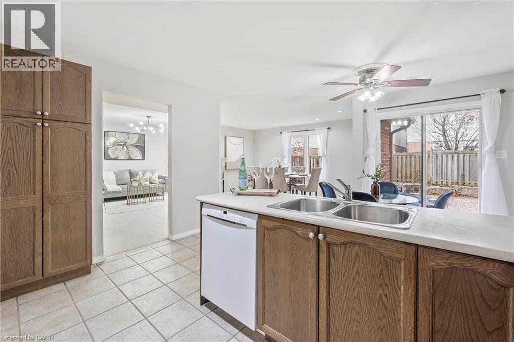 205 Braithwaite Avenue, Ancaster, Ontario  L9G 5A6 - Photo 15 - 40795889