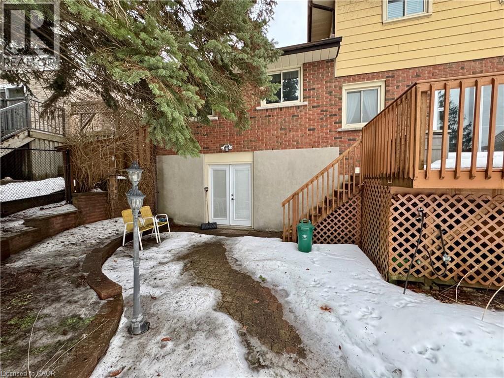 86 Devonglen Drive, Kitchener, Ontario  N2E 2C5 - Photo 1 - 40797448