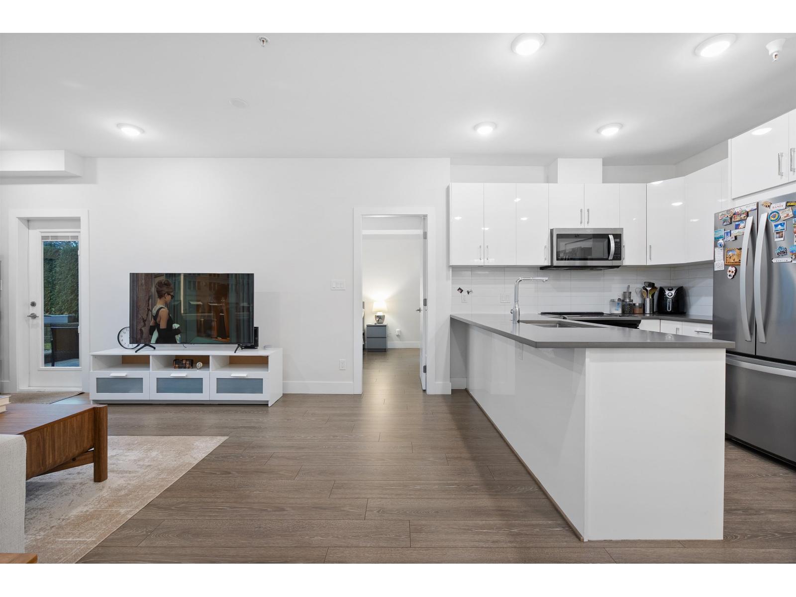 113 15351 101 Avenue, Surrey, British Columbia  V3R 0G2 - Photo 10 - R3077795