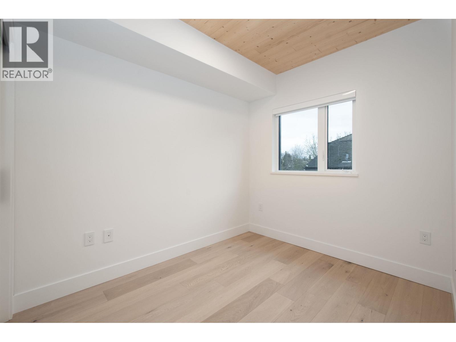 4170 Columbia Street, Vancouver, British Columbia  V5Y 2J6 - Photo 13 - R3077538