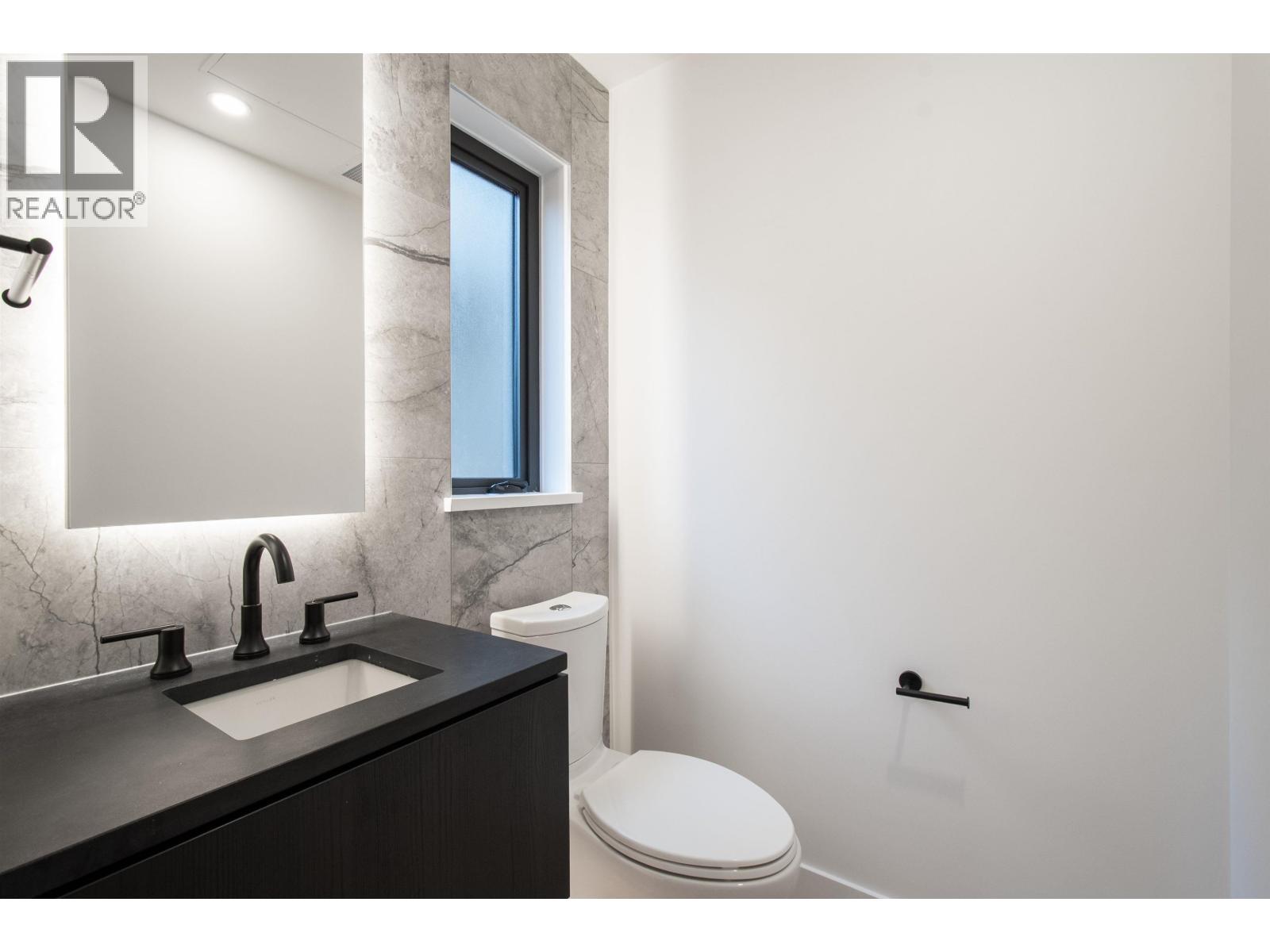 4170 Columbia Street, Vancouver, British Columbia  V5Y 2J6 - Photo 11 - R3077538