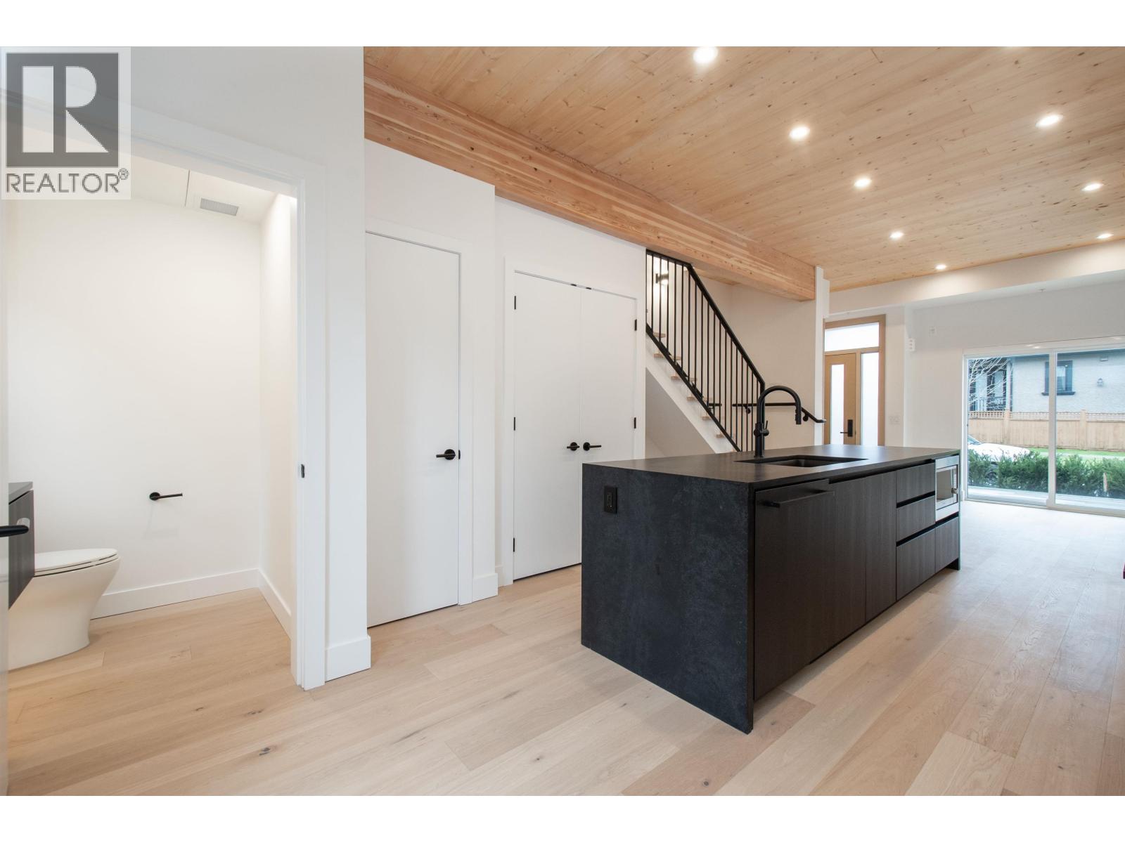 4170 Columbia Street, Vancouver, British Columbia  V5Y 2J6 - Photo 9 - R3077538