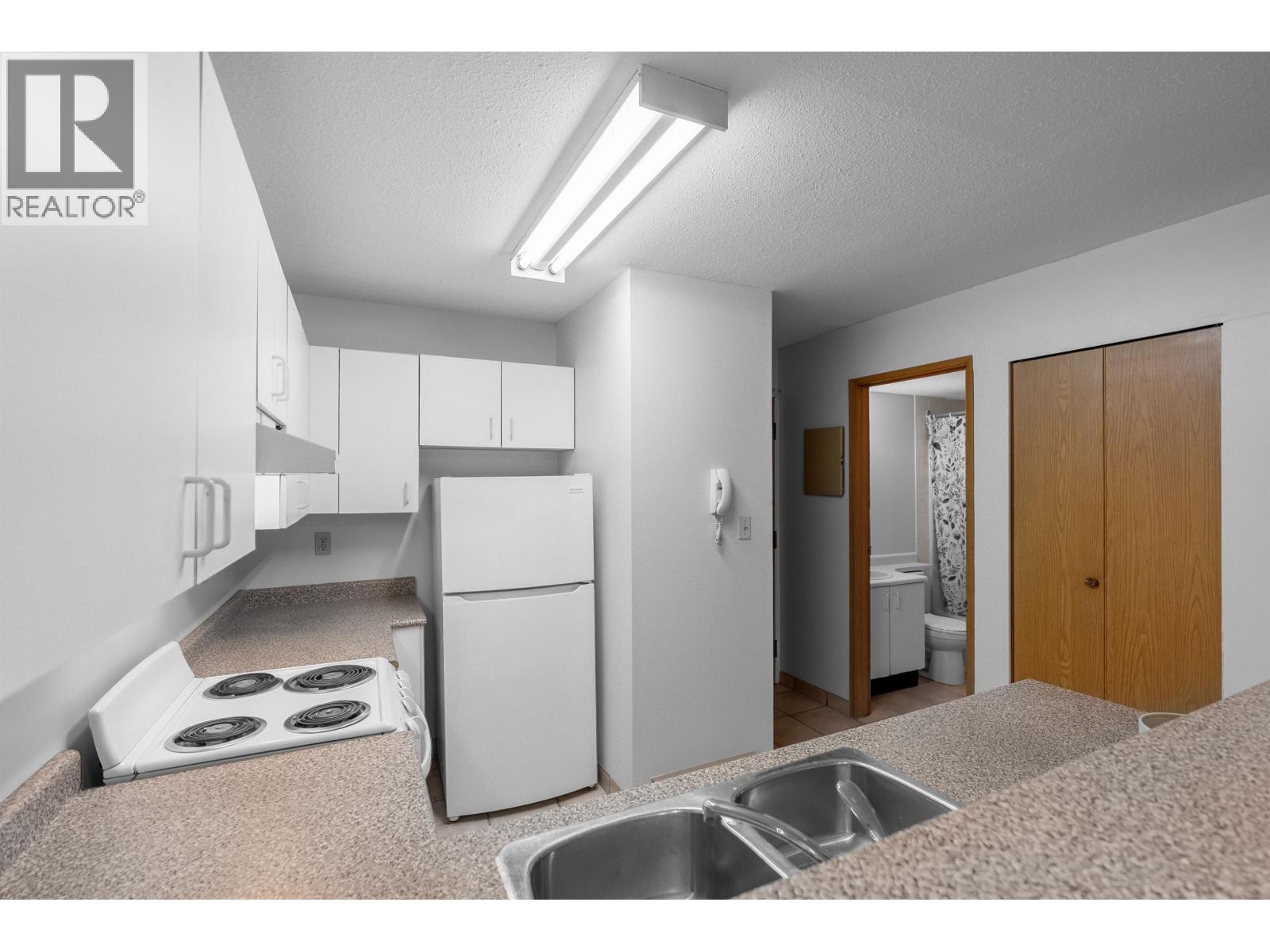 208 2255 Eton Street, Vancouver, British Columbia  V5L 1C9 - Photo 17 - R3077756