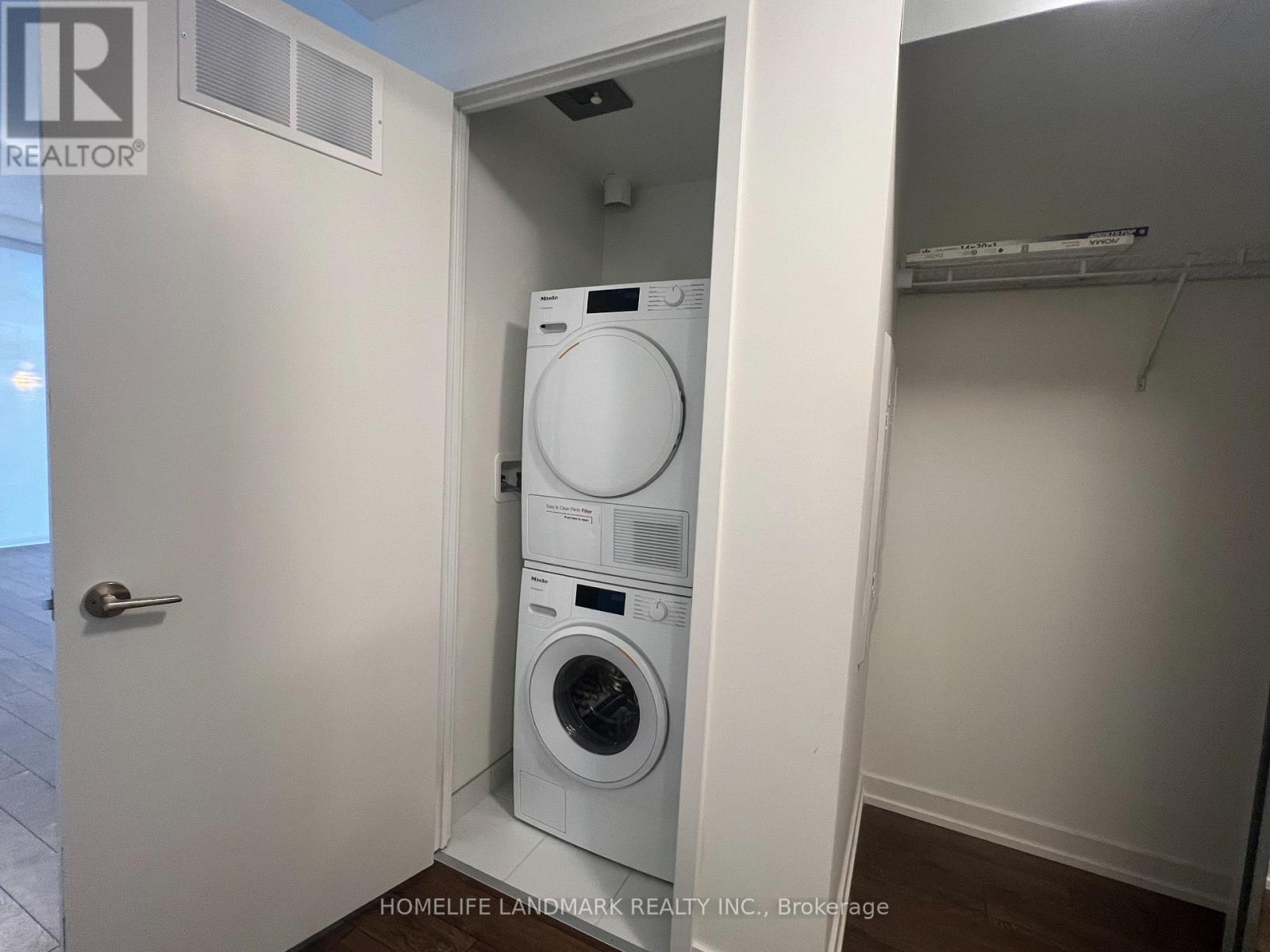 2605 - 158 Front Street E, Toronto, Ontario  M5A 0K9 - Photo 12 - C12687926