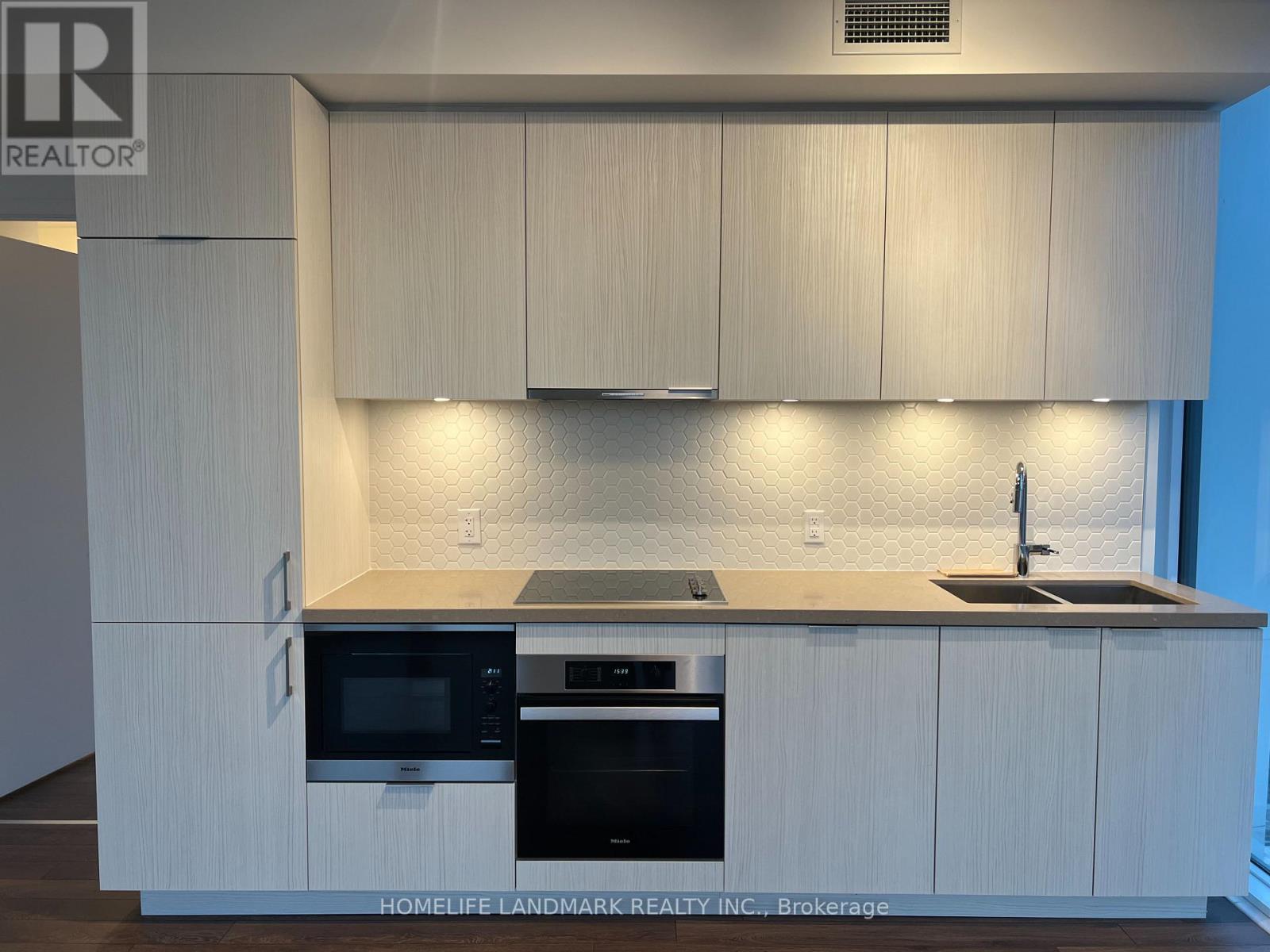 2605 - 158 Front Street E, Toronto, Ontario  M5A 0K9 - Photo 18 - C12687926