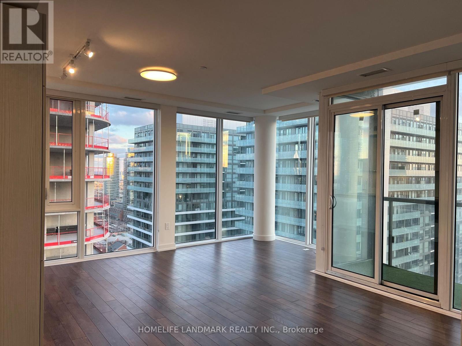 2605 - 158 Front Street E, Toronto, Ontario  M5A 0K9 - Photo 3 - C12687926