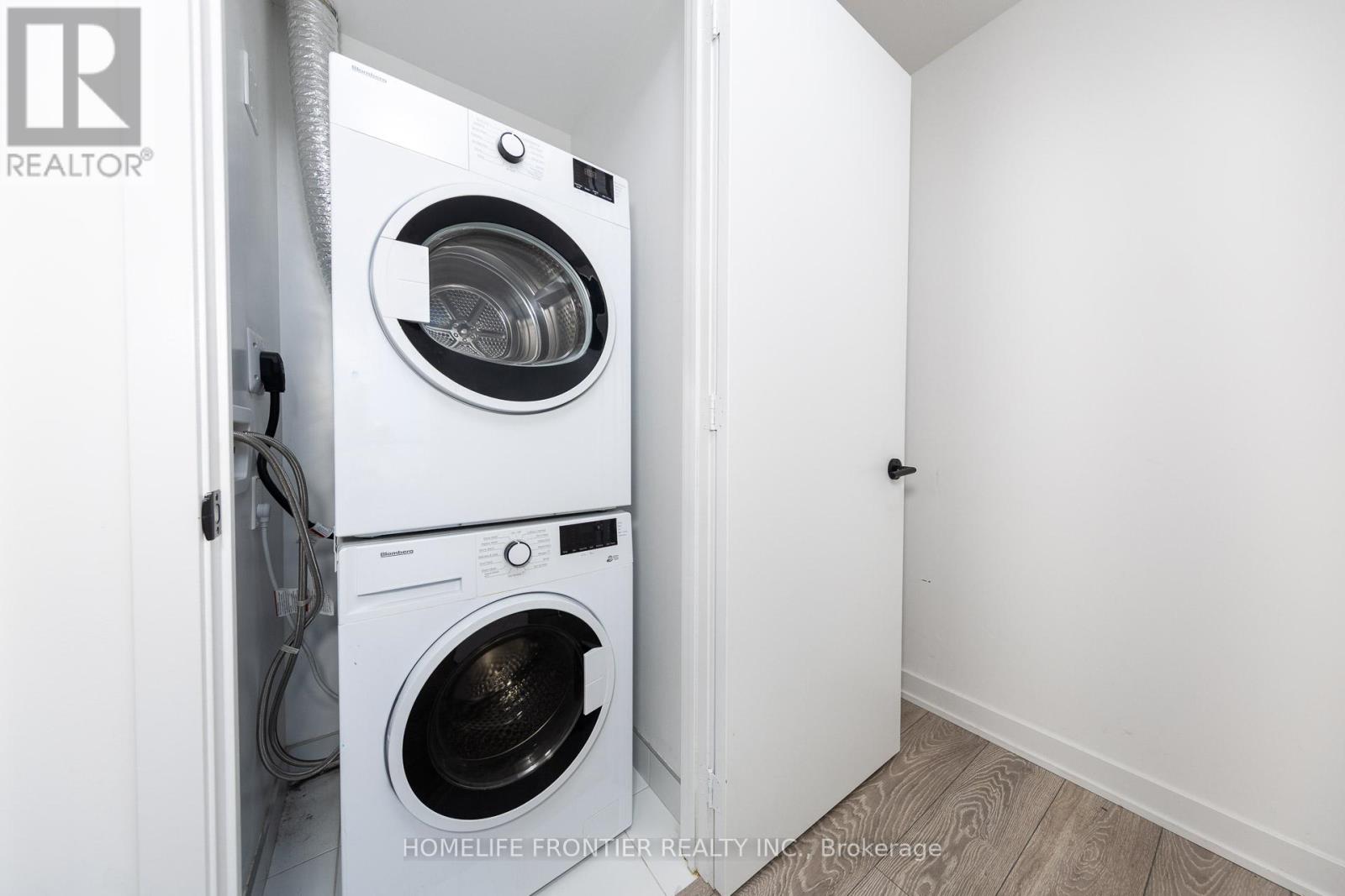 4702 - 108 Peter Street, Toronto, Ontario  M5V 0W2 - Photo 11 - C12688112