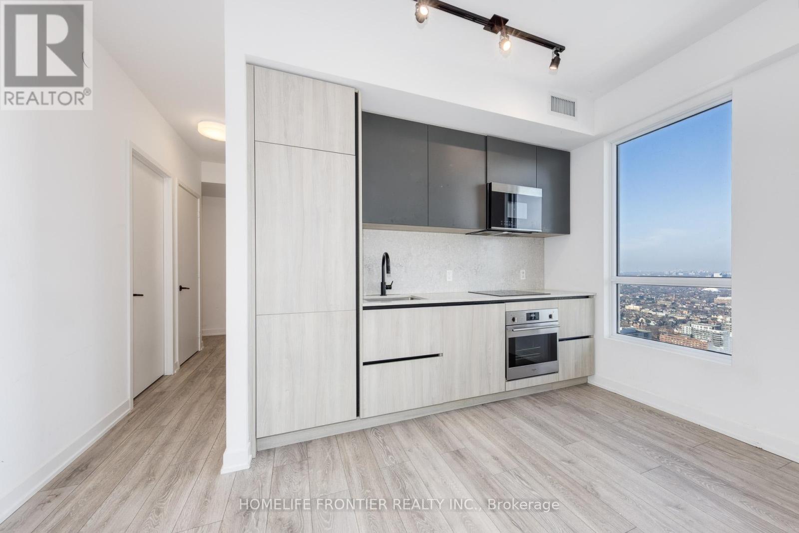 4702 - 108 Peter Street, Toronto, Ontario  M5V 0W2 - Photo 5 - C12688112