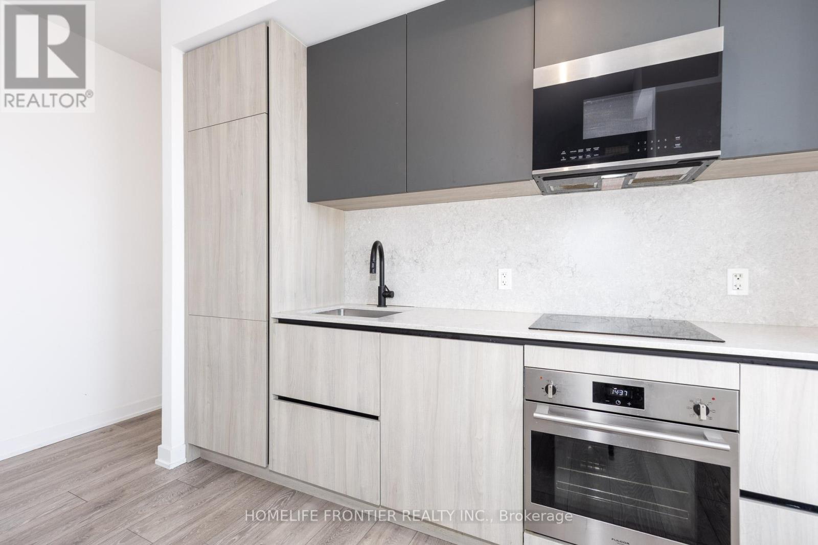 4702 - 108 Peter Street, Toronto, Ontario  M5V 0W2 - Photo 8 - C12688112