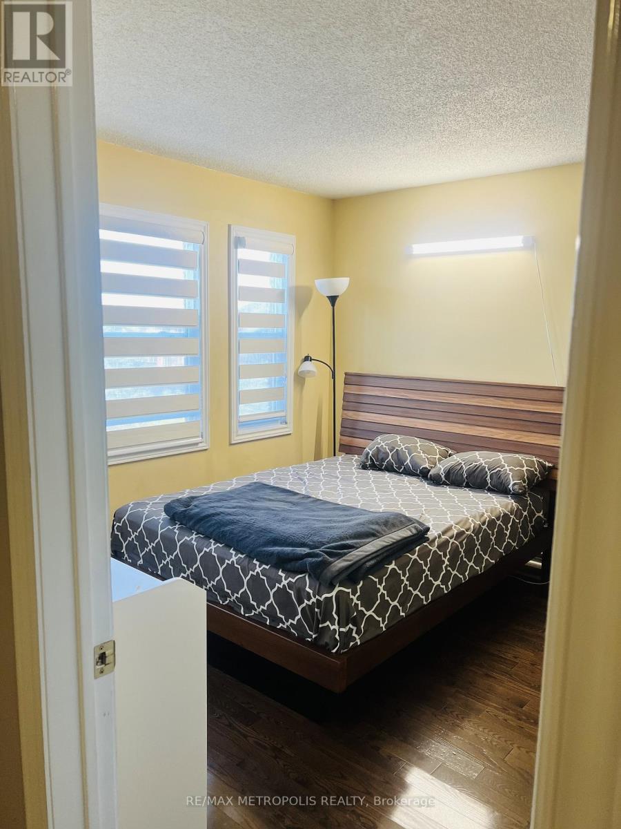 2 Sable Crescent, Whitby, Ontario  L1R 1Y4 - Photo 17 - E12687944