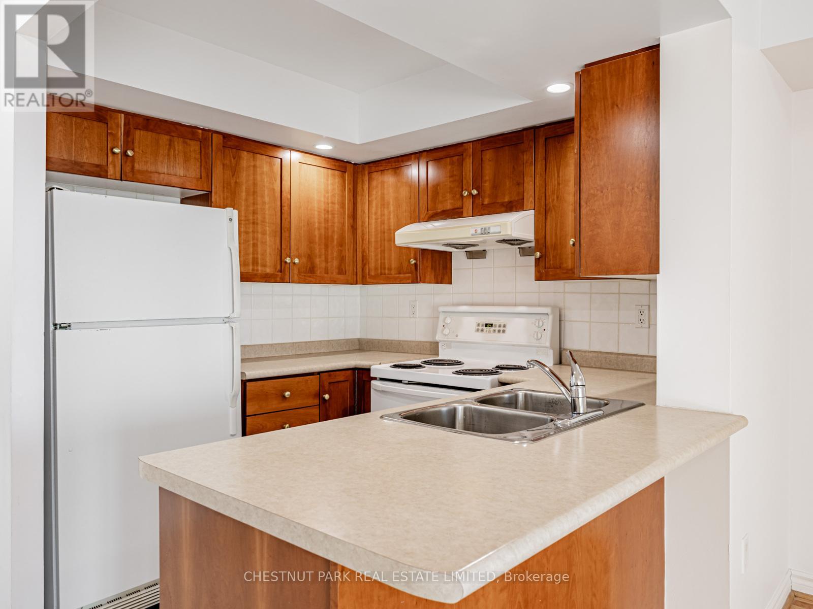 1029 - 125 Omni Drive, Toronto, Ontario  M1P 5A9 - Photo 3 - E12688006