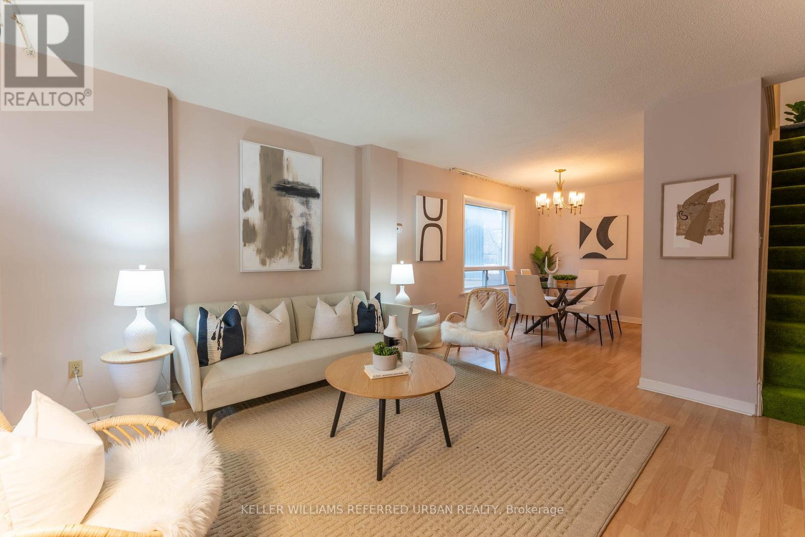 42 Hiltz Avenue, Toronto, Ontario  M4L 2N5 - Photo 3 - E12688090