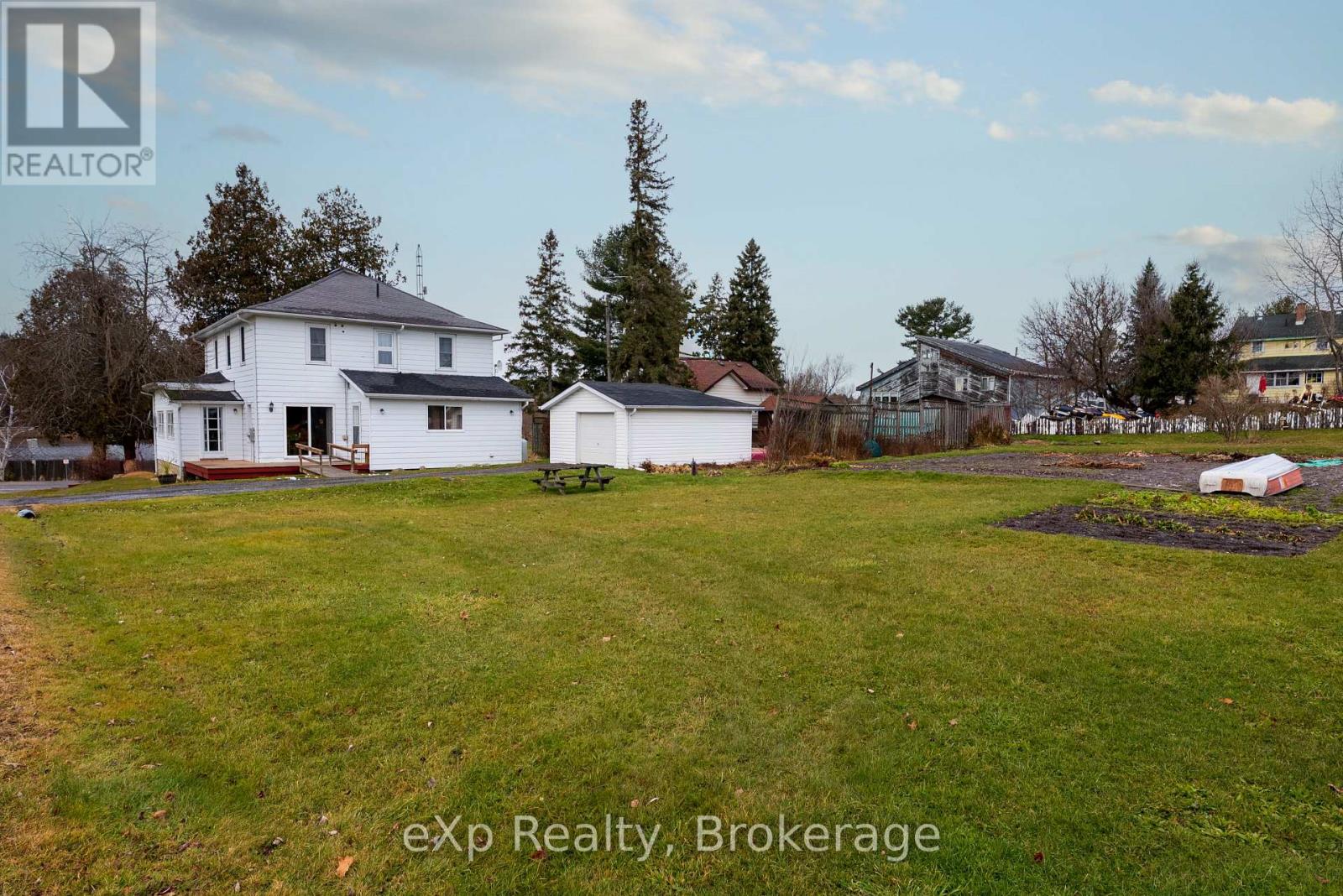 2 Henry Street, Mckellar, Ontario  P0G 1C0 - Photo 39 - X12680114