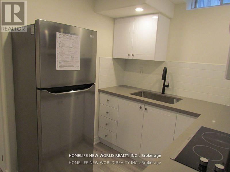 11 Peninsula Crescent, Richmond Hill, Ontario  L4S 1T9 - Photo 7 - N12687918