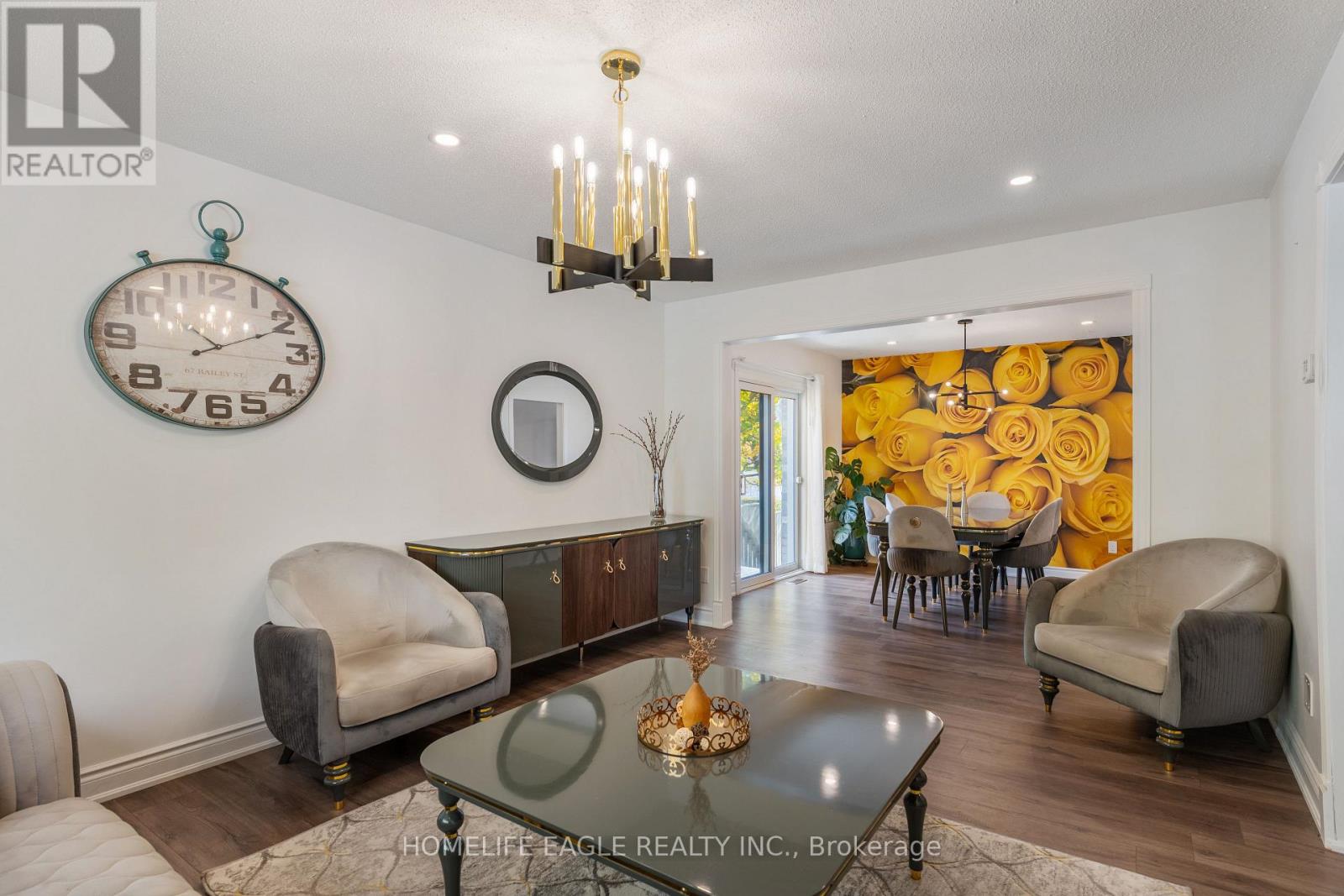 17 Beckett Avenue, East Gwillimbury, Ontario  L9N 1E6 - Photo 4 - N12687928