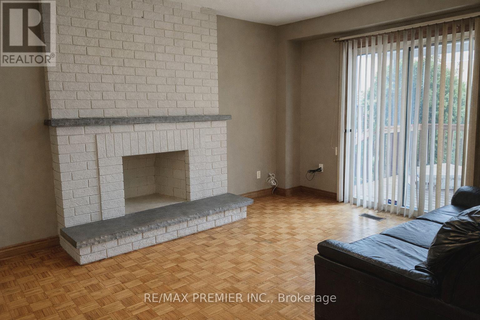 130 Jackman Crescent, Vaughan, Ontario  L4L 6P2 - Photo 8 - N12687982