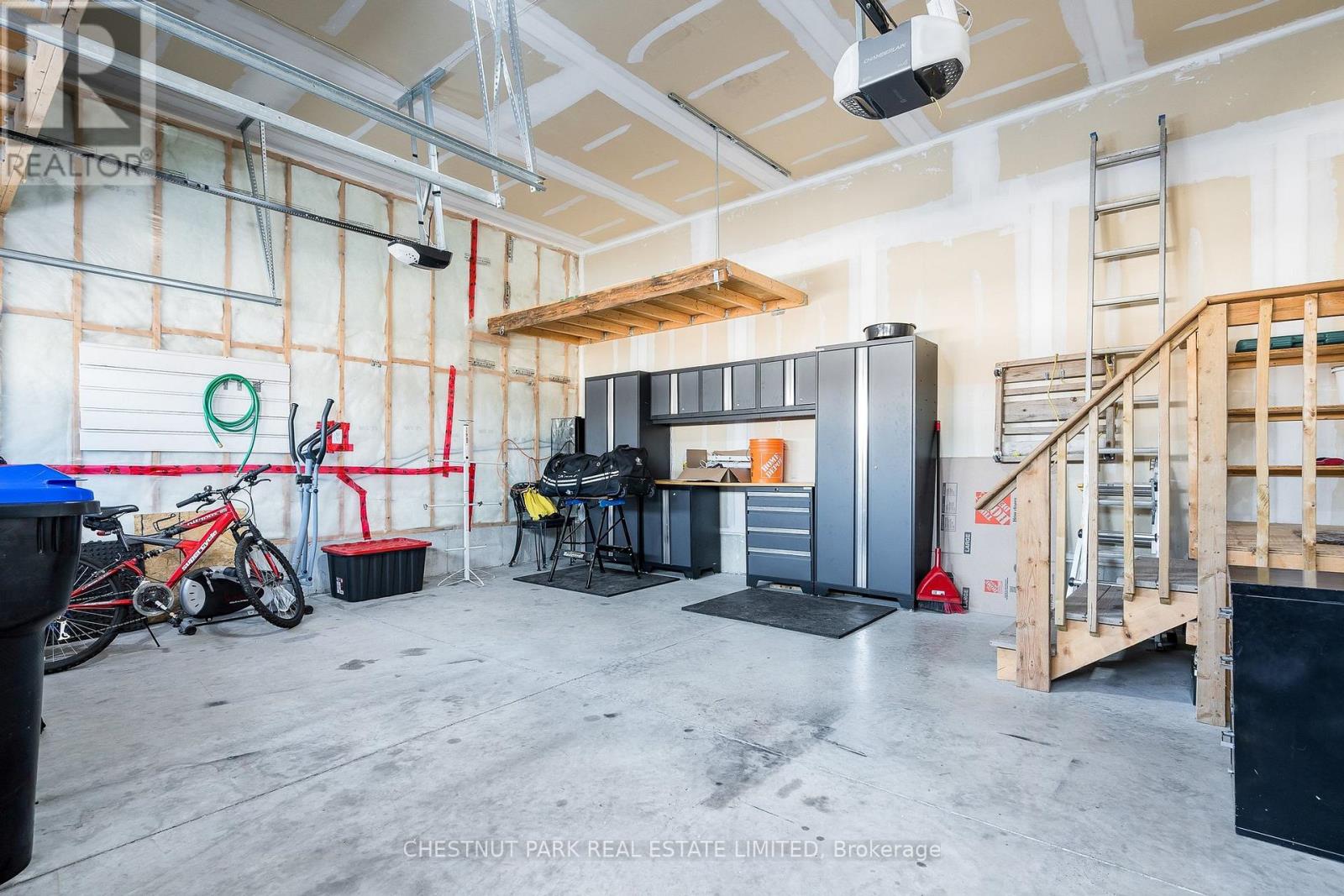 15 Patchell Court, Springwater, Ontario  L0L 1P0 - Photo 4 - S12688166