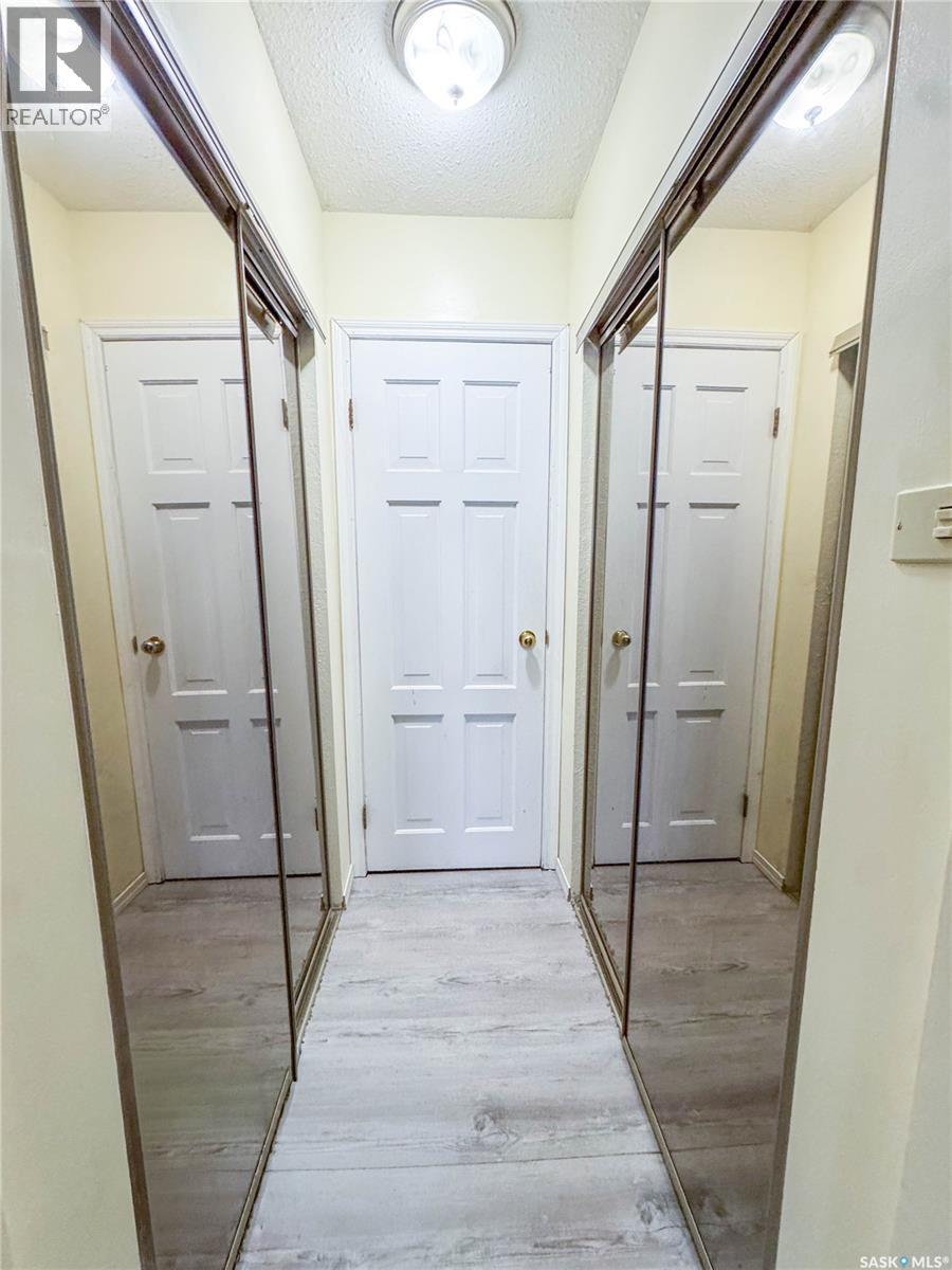 3082 Sherman Drive, Prince Albert, Saskatchewan  S6V 7H6 - Photo 11 - SK026656