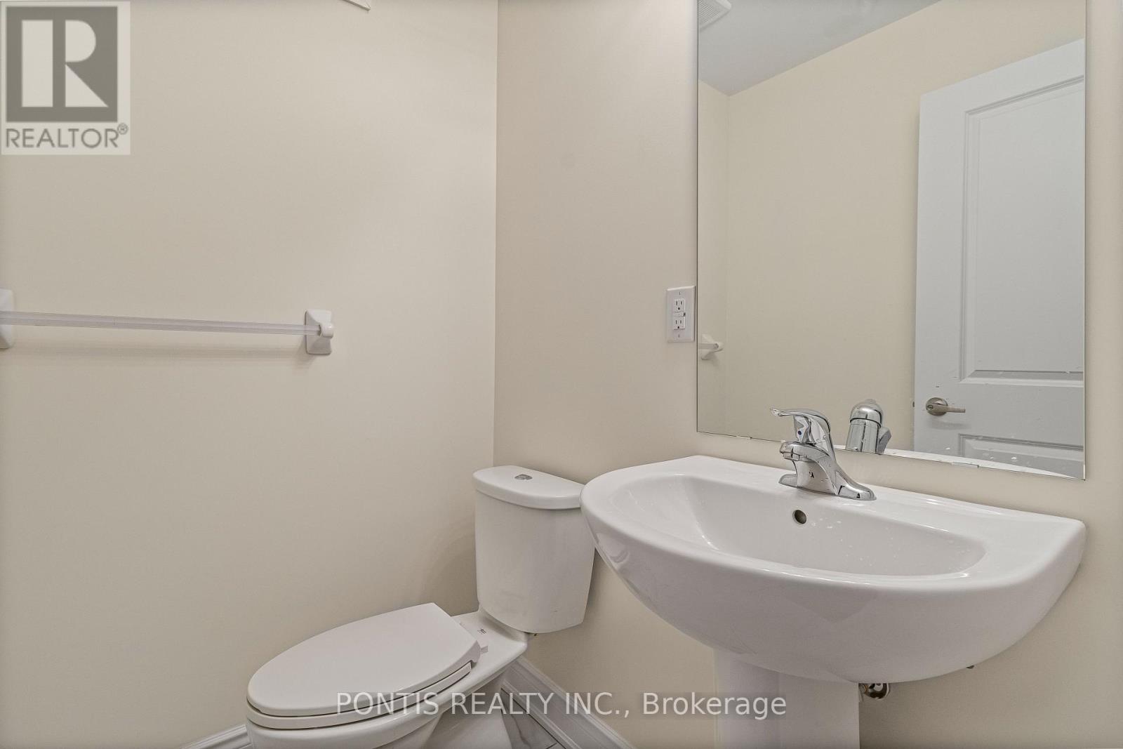 221 Tennant Circle, Vaughan, Ontario  L4H 5L4 - Photo 21 - N12640930