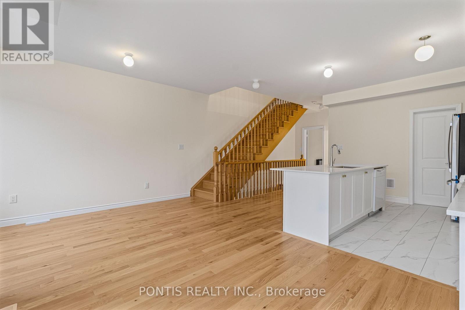 221 Tennant Circle, Vaughan, Ontario  L4H 5L4 - Photo 14 - N12640930