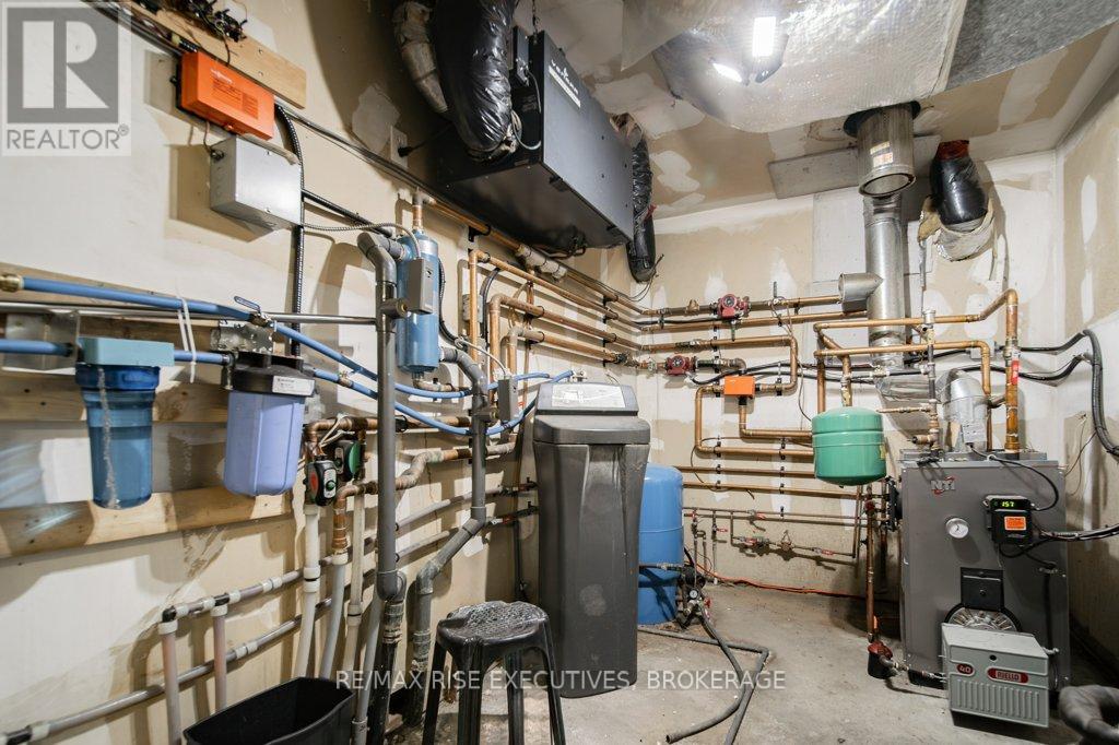 36 Howe Island Ferry Road, Kingston, Ontario  K7L 4V1 - Photo 37 - X12687124