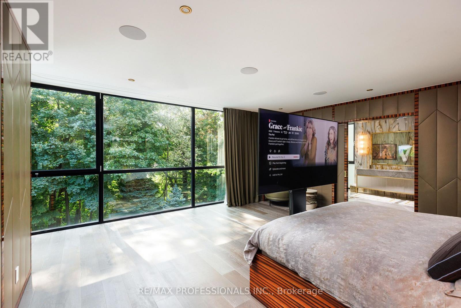 7 Ashley Park Road, Toronto, Ontario  M9A 4C9 - Photo 21 - W12687324