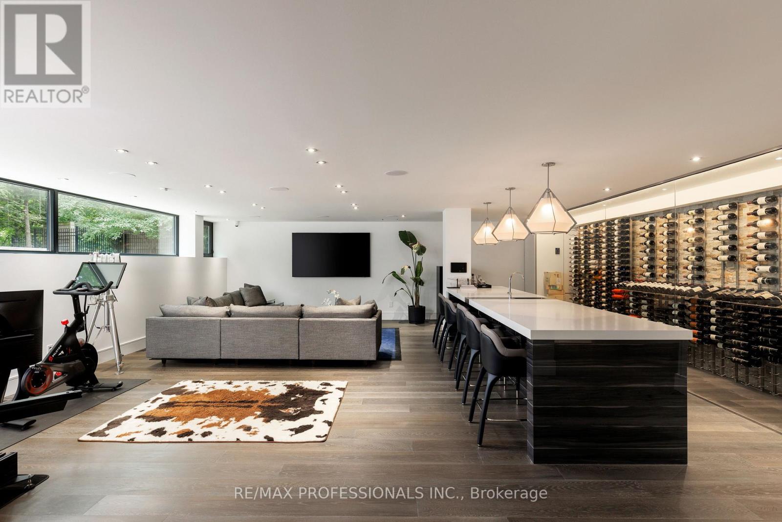 7 Ashley Park Road, Toronto, Ontario  M9A 4C9 - Photo 38 - W12687324