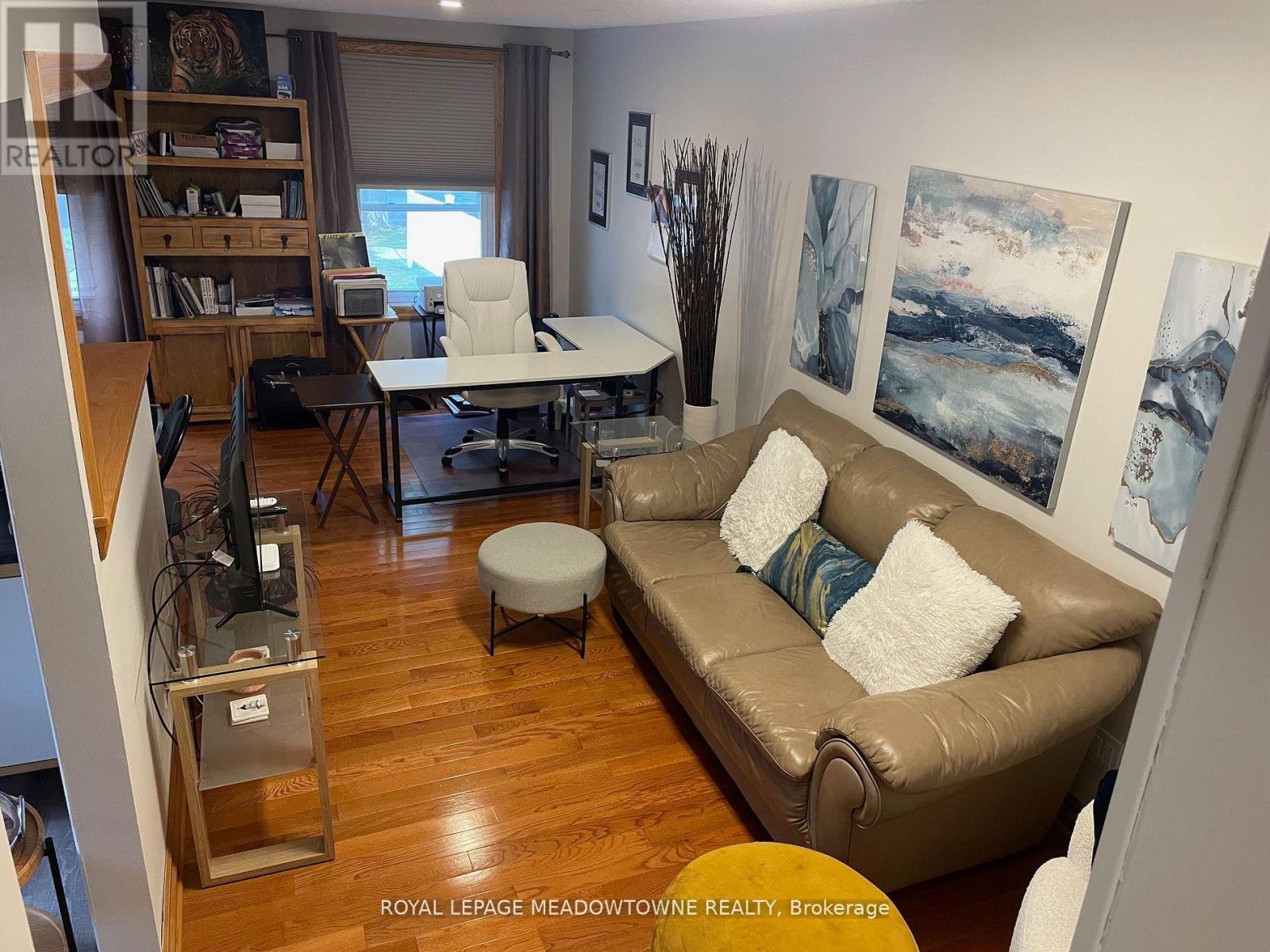 7010 Bonnie Street, Niagara Falls, Ontario  L2G 7L1 - Photo 6 - X12683050