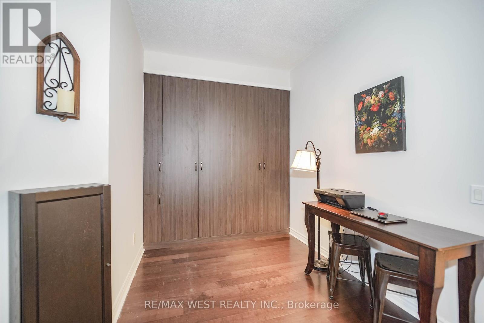 319 - 5 Marine Parade Drive, Toronto, Ontario  M8V 4B4 - Photo 6 - W12687902