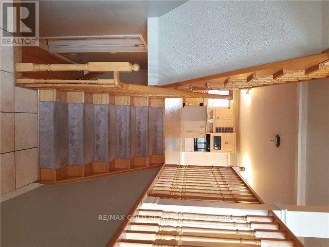 1 Spalding Gate W, Brampton, Ontario  L6Y 4S8 - Photo 3 - W12687914