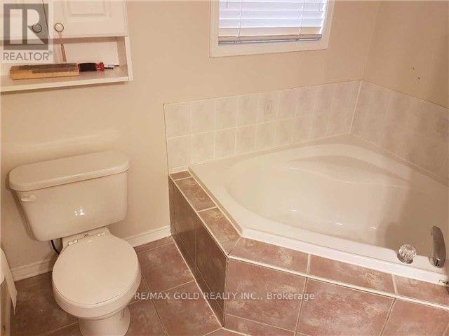 1 Spalding Gate W, Brampton, Ontario  L6Y 4S8 - Photo 9 - W12687914